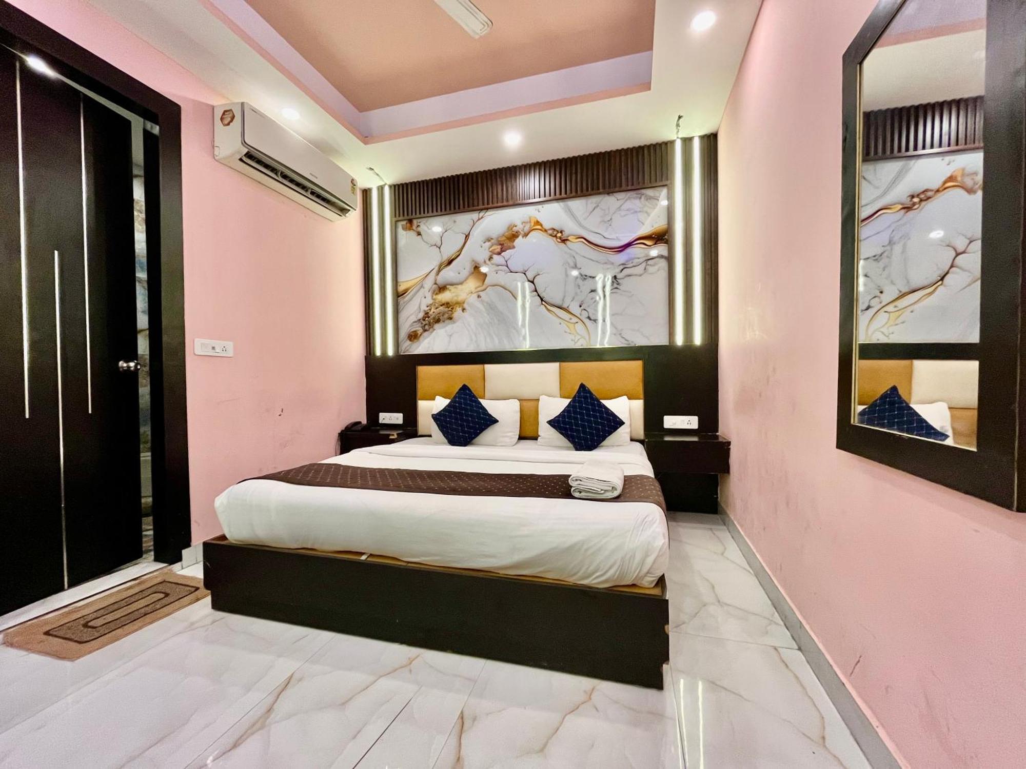 Jupiter Plaza Delhi Airport Hotel New Delhi Buitenkant foto