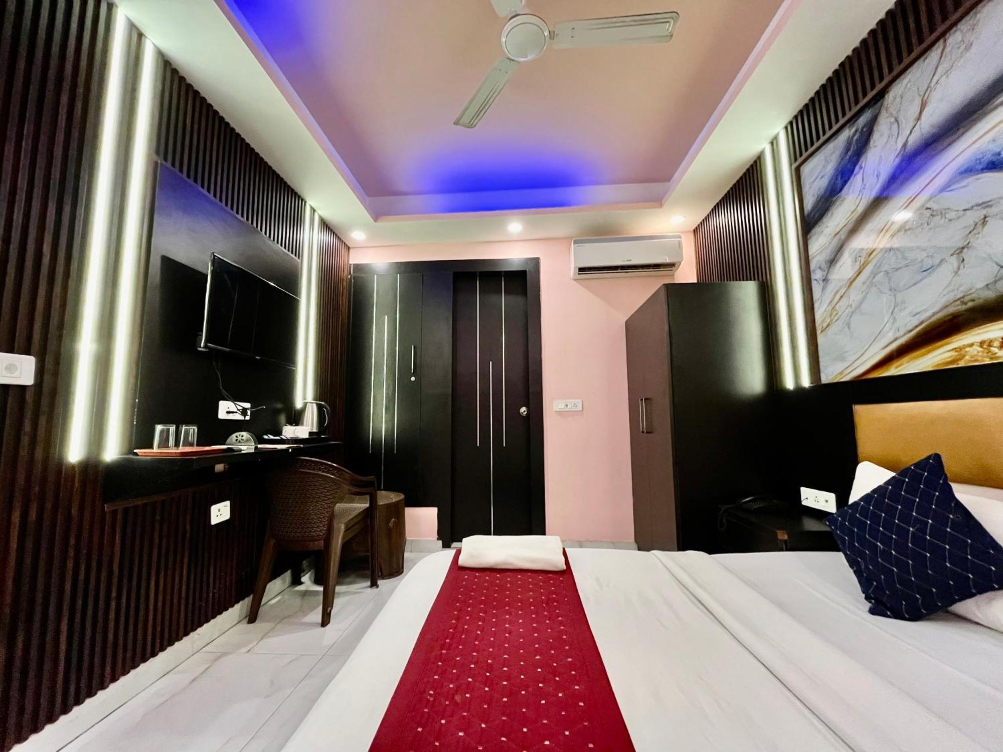 Jupiter Plaza Delhi Airport Hotel New Delhi Buitenkant foto