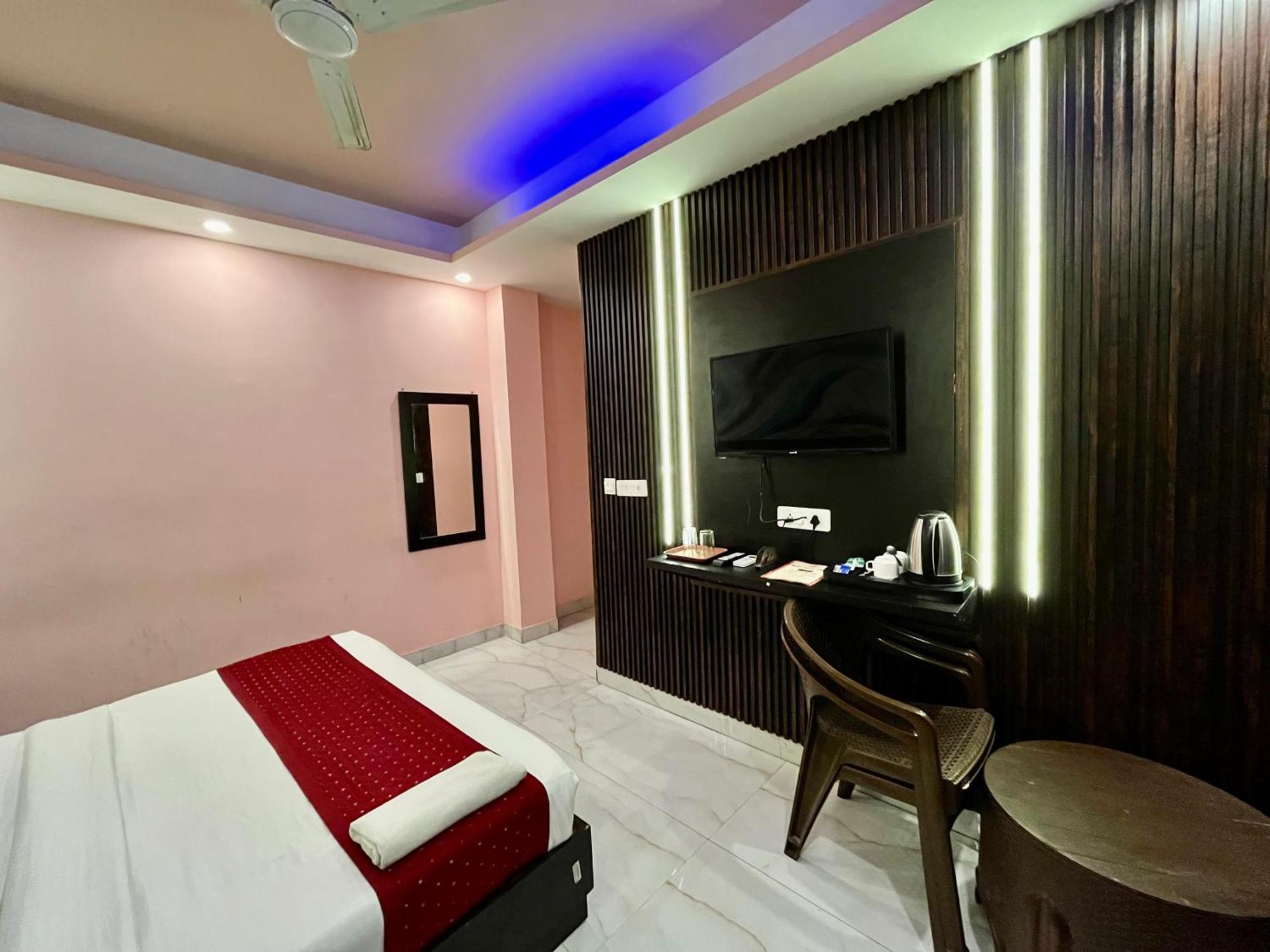 Jupiter Plaza Delhi Airport Hotel New Delhi Buitenkant foto
