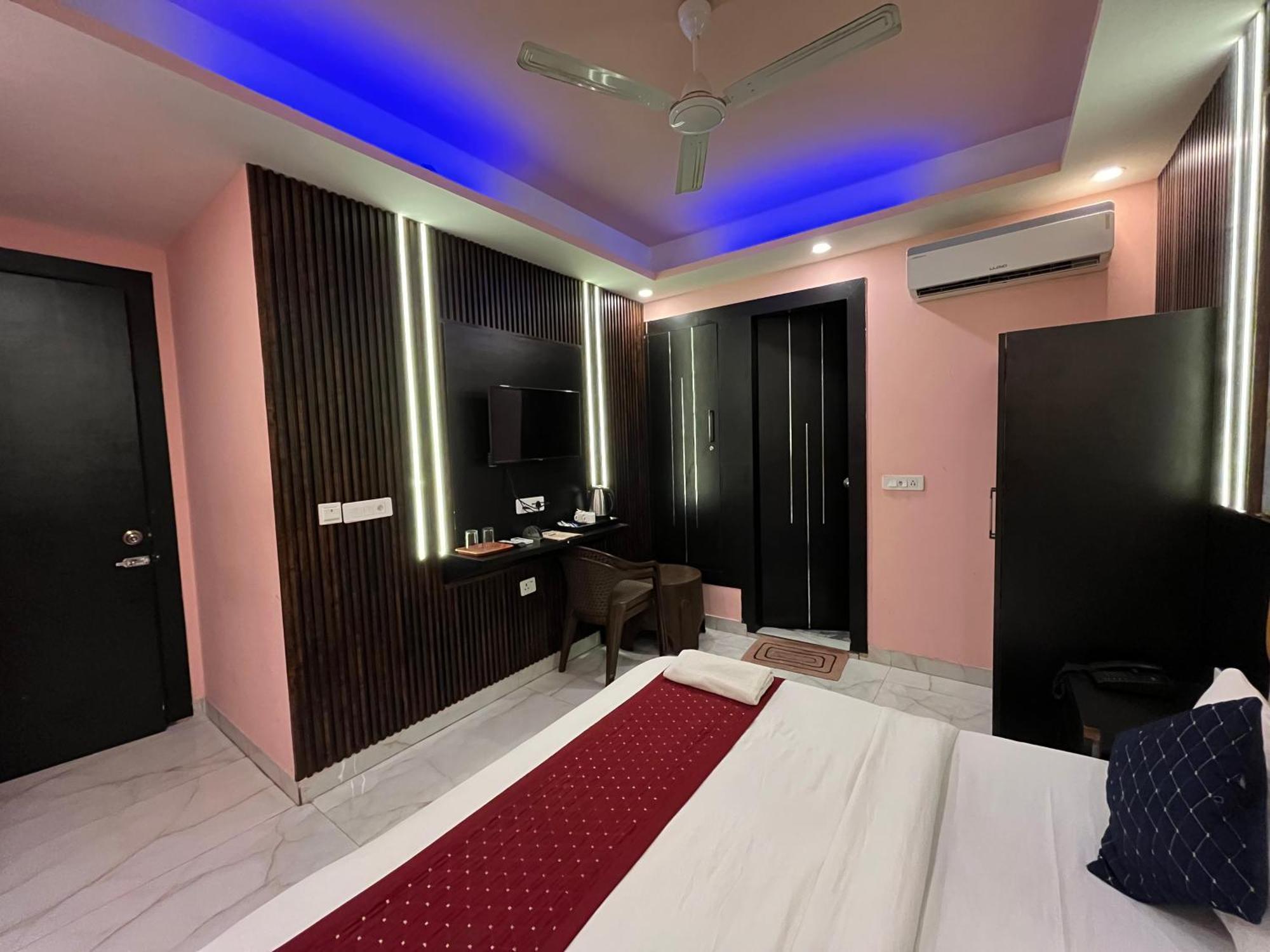 Jupiter Plaza Delhi Airport Hotel New Delhi Buitenkant foto