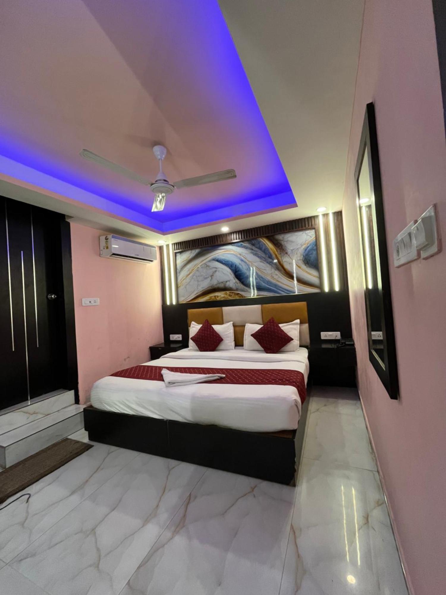 Jupiter Plaza Delhi Airport Hotel New Delhi Buitenkant foto
