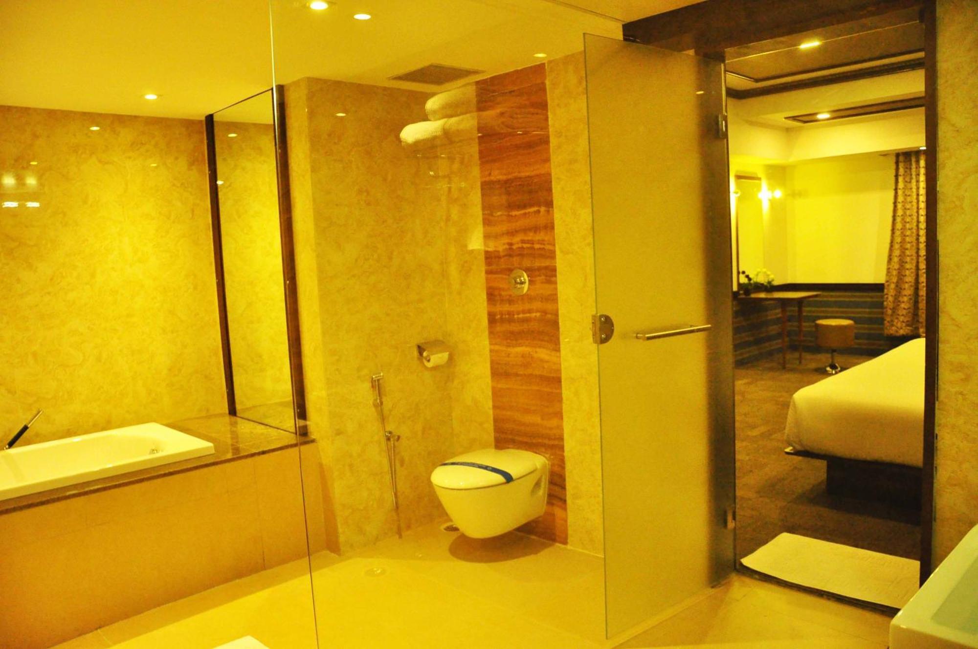 Jupiter Plaza Delhi Airport Hotel New Delhi Buitenkant foto